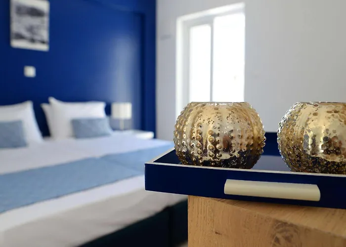 Aphrodite Μυρτιές