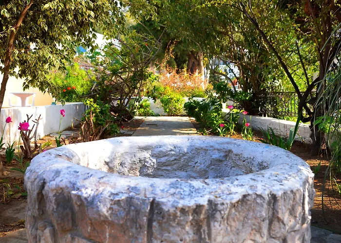 Aphrodite Ξενοδοχείο με διαμερίσματα 4*