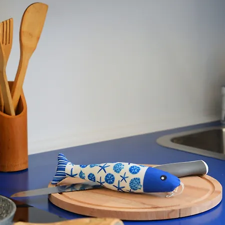 Aphrodite Kalymnos Μυρτιές