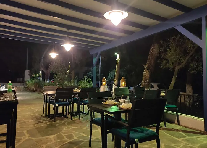 阿芙罗狄蒂公寓式酒店 4* Myrties