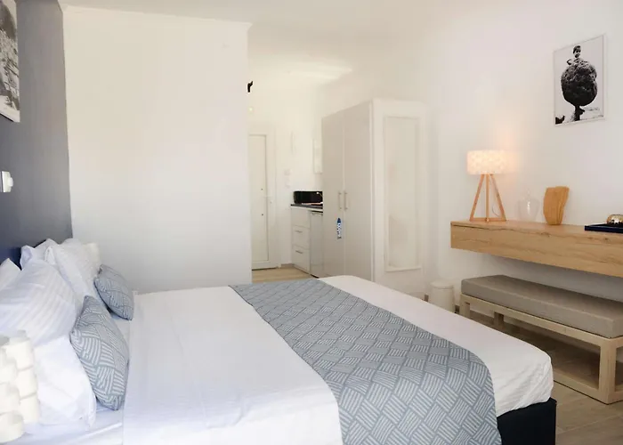 阿芙罗狄蒂公寓式酒店 4* Myrties